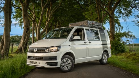 Nevis – Camper Volkswagen a 5 posti letto del 2018