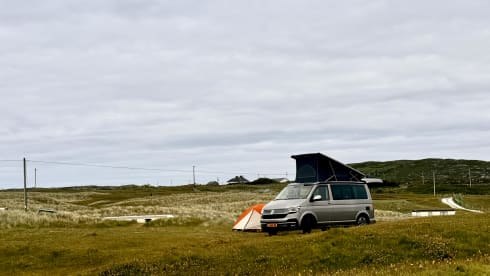 Luxury Volkswagen bus 6.1 California Ocean