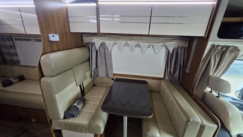 Kat – 6 posti letto Renault Rimor Katamarano 2016