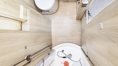 DREAMER VAN XL – DREAMER VAN XL LIMITED