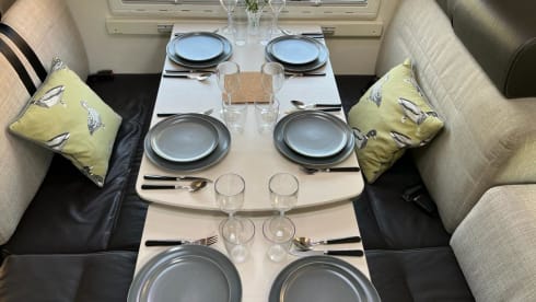 Herbie – Comfortable 4/5/6 berth Chausson Flash motorhome with all of the comforts