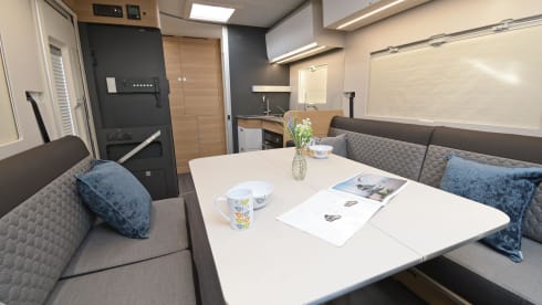 Luxury Motorhome Hire