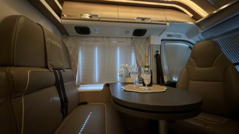 Making Memories 5 – 2023 Malibu charming GT640 Automaat luxe Buscamper skyview 