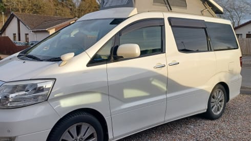 Alfie – 3 berth Toyota campervan