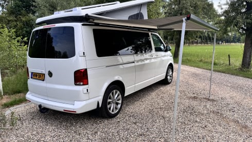 Camperke Mees – Camper Mees - 2 Persons - Chic & Large Bed