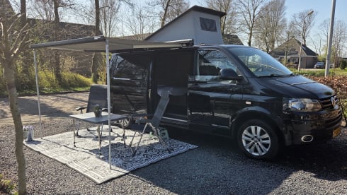 Casa on wheels – 2p Volkswagen campervan from 2022