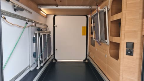 Camper 2024 – 5p Adria Mobil semi-integrated from 2024