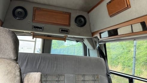 GMC v8 – 2p Other campervan from 1997