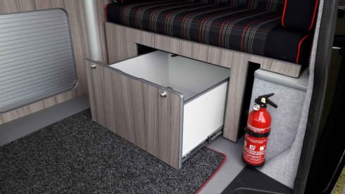 flora  – Flora the adventure campervan