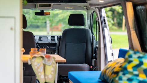 Two-toner  – Bakker Bus camper 2 pers. two-toner / off-grid