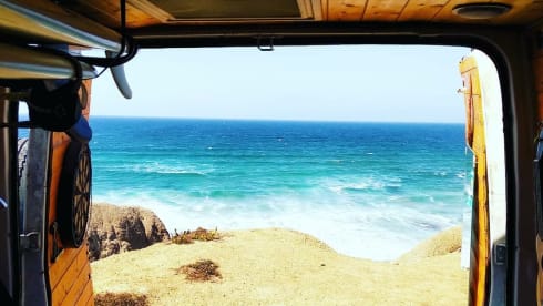 Squeak 🐰 – Compact surf camper!!