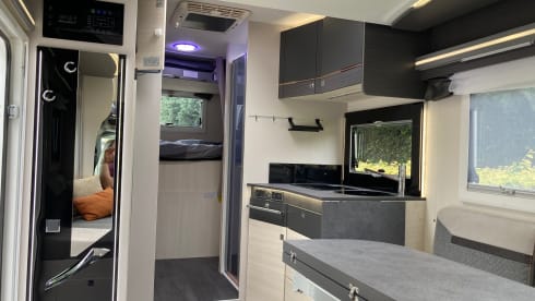 MasterCamper – Chausson 720 Titanium-Luxury mobile home for 4 people