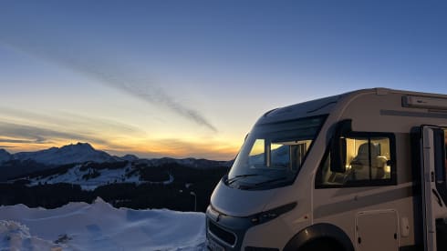 The Kub – The ultimate luxurious motorhome