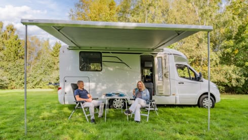 4p Hymer semi-integrated from 2022