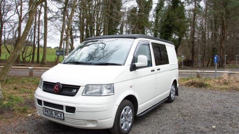 Stormtrooper – 3 berth Volkswagen campervan T5