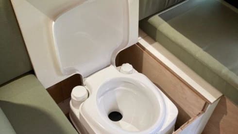 Obbekoe – 2p Ford campervan uit 2025