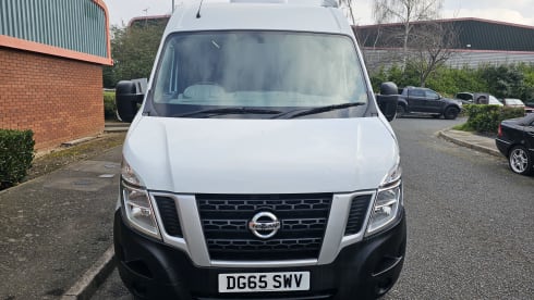 Gala – 4 berth Nissan bus from 2016