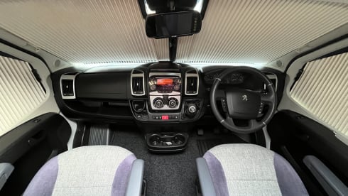 Van Diesel – 2 berth Peugeot semi-integrated from 2020