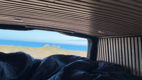2p Mercedes-Benz campervan uit 2020