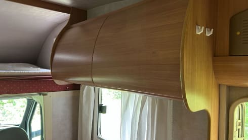 Rimor – 6p Ford alcove uit 2005
