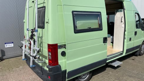 Possl bus camper with many free extras