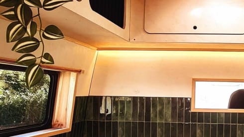 Fredje – Sfeervolle campervan voor levensgenieters (2P)