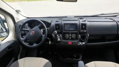 C20 – 2-Personen-Chausson-Bus ab 2021