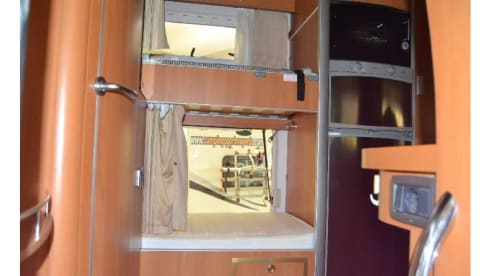 EcoVip Camper – Superluxe ruime familie camper, prachtig italiaans interieur met airco!