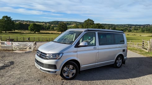 Rocky California  – 4 berth Volkswagen California Ocean bus from 2016