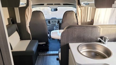 Zefiro 696 Automatic 5 berth – 2024 Roller Team Zefiro 696 Five berth automatic