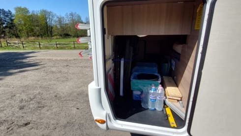 4p Ford semi-integrated uit 2016