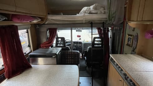 Real family camper! 4p Dethleff's alcove from 1999