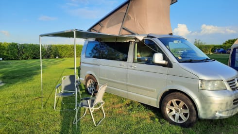 4p Volkswagen campervan from 2005