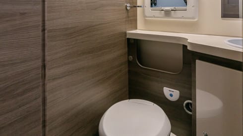 De Louis β McLouis Carat 873 140 Pk - with lifting bed