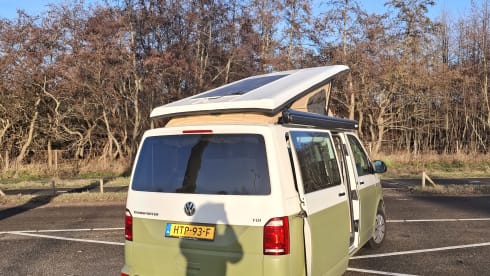 Madelief  – 4p Volkswagen bus uit 2018