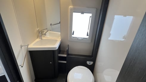 Loft On Wheels 4.0 – Rollerteam 287 TL twin beds automatic 4p