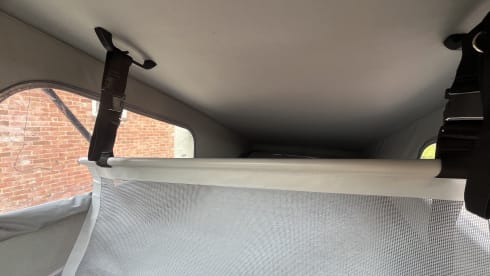 * Automatic* 4 berth VW camper with all mod cons