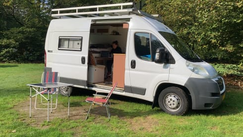 Marty – Unique Citroën Jumper DIY campervan from 2009 (2 persons)