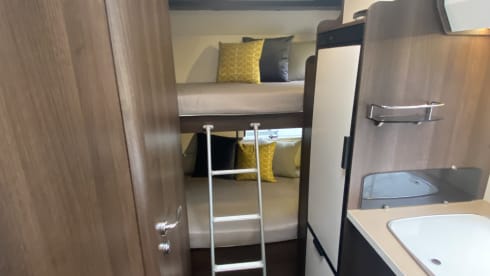 Fabulous Roller Team Zefiro 675 6 berth motorhome