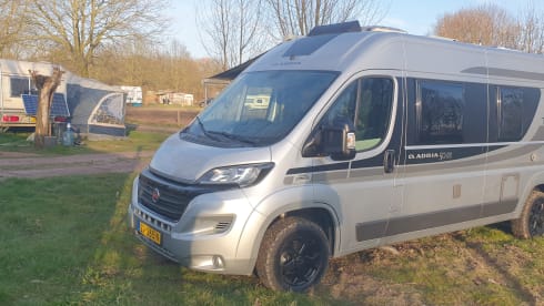 Adria twin 600 SPT from 2016 for 2-3 persons