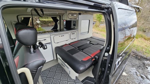 Knight Rider!  – TOP CLASS 4 berth Nissan campervan