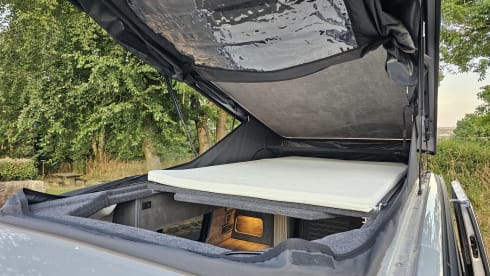 Silverline Swamper – 4 berth Volkswagen campervan from 2018