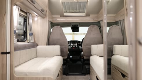 Big Bertha – 4 berth Elddis 150 Autoquest 2022 *insurance included*