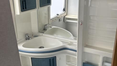 LAIKA – 4p Fiat alcove from 1998