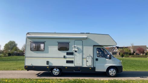 Fiat Ducato motorhome, 6 persons