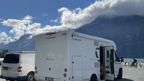 Florium – Luxury camper for 2 people (2020) from the Fleurette class segment!