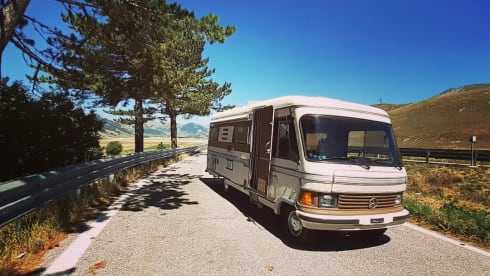 Palmiro – Hymer S660 - VINTAGE & EVENTS
