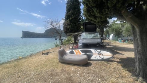 The Drifter – Volkswagen Bulli T6.1 campervan