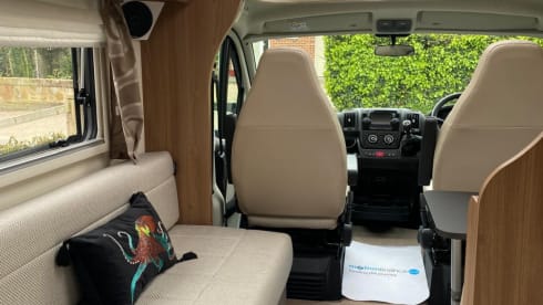 Bailey semi-integrato a 4 posti letto del 2018