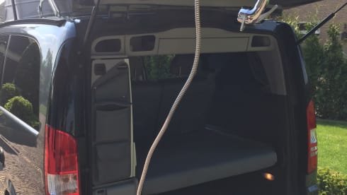 Super Luxe Mercedes Westfalia Camper 